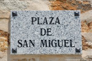 Foto Plaza de San Miguel de La Acebeda 1
