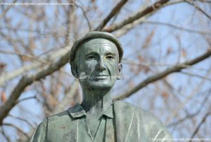 Foto Estatua homenaje al Hombre del Campo 11