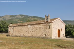 Foto Ermita de Santa Ana de Alameda del Valle 10
