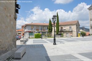 Foto Plaza de la Villa de Alpedrete 12