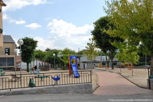 Foto Parque Infantil y de Mayores en Alpedrete 11