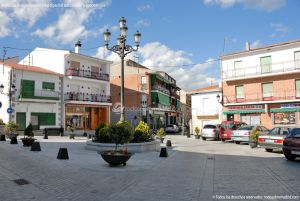 Foto Plaza de la Constitución de Becerril de la Sierra 8