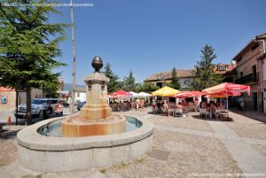 Foto Plaza de la Constitución de Buitrago del Lozoya 14