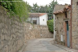 Foto Calle de las Escuelas de Cabanillas de la Sierra 3