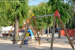 Foto Parque Infantil en Cobeña 2