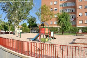 Foto Parque Infantil en Cobeña 6