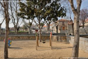Foto Parque Infantil en Colmenar del Arroyo 8