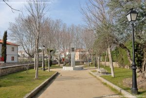 Foto Pueblo de la Tierra de Segovia en Colmenar del Arroyo 1