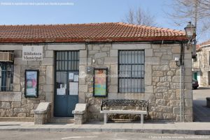 Foto Biblioteca Municipal de Fresnedillas de la Oliva 3