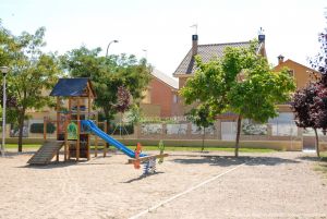 Foto Parque Infantil en Fuente el Saz de Jarama 7