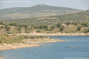 Foto Embalse de Riosequillo de Pinilla de Buitrago 17