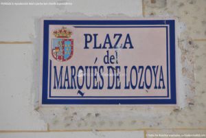 Foto Plaza del Marqués de Lozoya 1