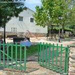 Foto Parque infantil en Madarcos 2