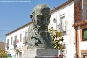 Foto Escultura Don Santiago Ramón y Cajal 7