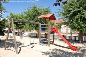 Foto Parque infantil en El Molar 5