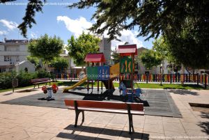 Foto Parque infantil en El Molar 7