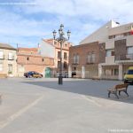 Foto Plaza de España de Moraleja de Enmedio 3