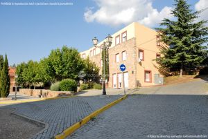 Foto Plaza del Pilar de Pedrezuela 5