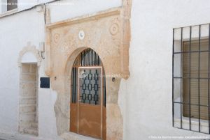 Foto Casa con portada clásica en Pezuela de las Torres 1