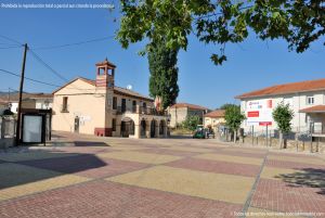 Foto Plaza del Gobernador de Pinilla del Valle 5