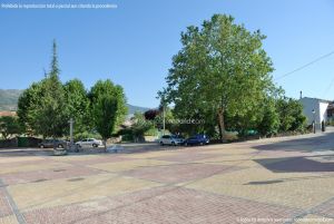 Foto Plaza del Gobernador de Pinilla del Valle 7