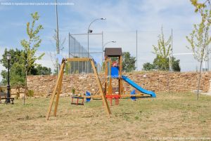 Foto Parque Infantil en Paredes de Buitrago 7