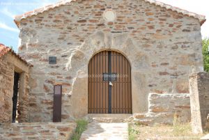 Foto Ermita de la Soledad de Paredes de Buitrago 5