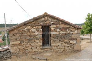 Foto Casa del herrero en Paredes de Buitrago 2