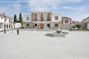 Foto Plaza de la Iglesia de Quijorna 6