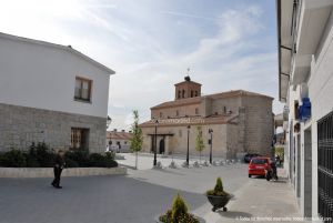 Foto Plaza de la Iglesia de Quijorna 13