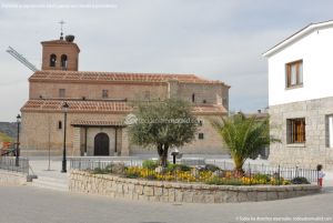 Foto Plaza de la Iglesia de Quijorna 15