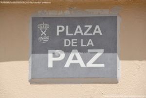 Foto Plaza de la Paz de Oteruelo del Valle 1