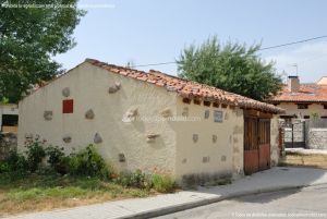 Foto Plaza de la Fragua de Oteruelo del Valle 13