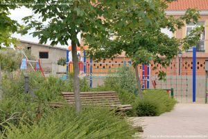 Foto Parque infantil en Santorcaz 3