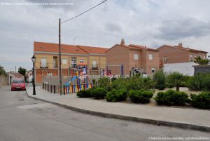 Foto Parque infantil en Santorcaz 4