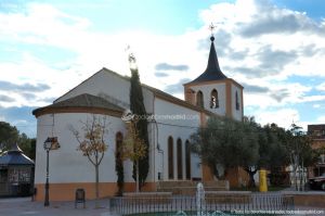 Foto Iglesia de Santiago Apóstol de Sevilla la Nueva 35