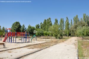 Foto Parque Infantil en Talamanca de Jarama 2