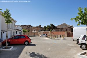 Foto Plaza de San Miguel de Talamanca de Jarama 2