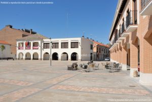 Foto Plaza de España de Torrejón de la Calzada 11