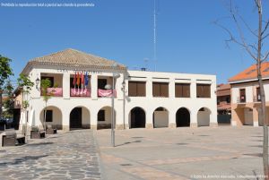 Foto Ayuntamiento Torrejón de la Calzada 1