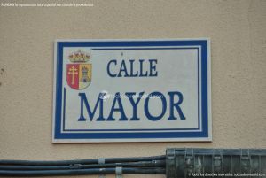 Foto Calle Mayor de Velilla de San Antonio 1