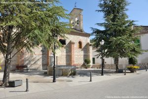 Foto Fuente de la Iglesia de Villar del Olmo 5