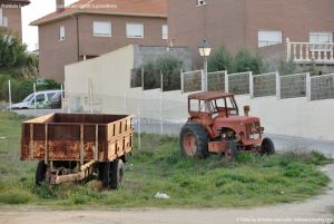 Foto Tractores antiguos en Villanueva de Perales 6