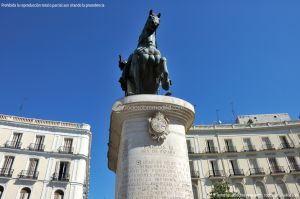 Foto Estatua de Carlos III 7