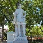 Foto Estatuas de los Reyes de España 2