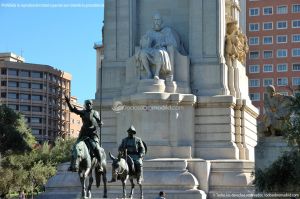 Foto Monumento a Cervantes 31