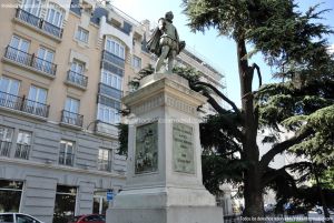 Foto Estatua de Miguel de Cervantes 7