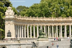 Foto Escultura a Alfonso XIII en Jardines del Buen Retiro 6