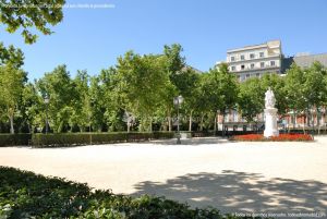 Foto Plaza de la Villa de Paris 13