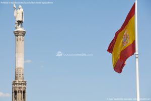Foto Bandera de España en la Plaza de Colón 1